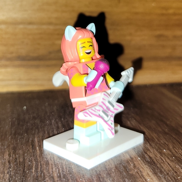 LEGO 71023 The LEGO MOVIE 2 - Kitty Pop Minifigure - Picture 5 of 10